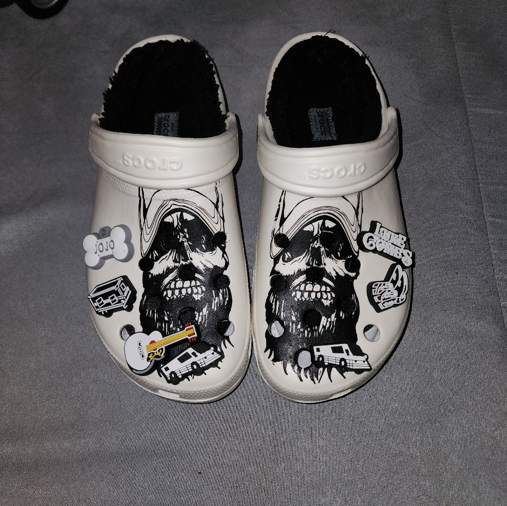 Crocs - Picture 2 of 3